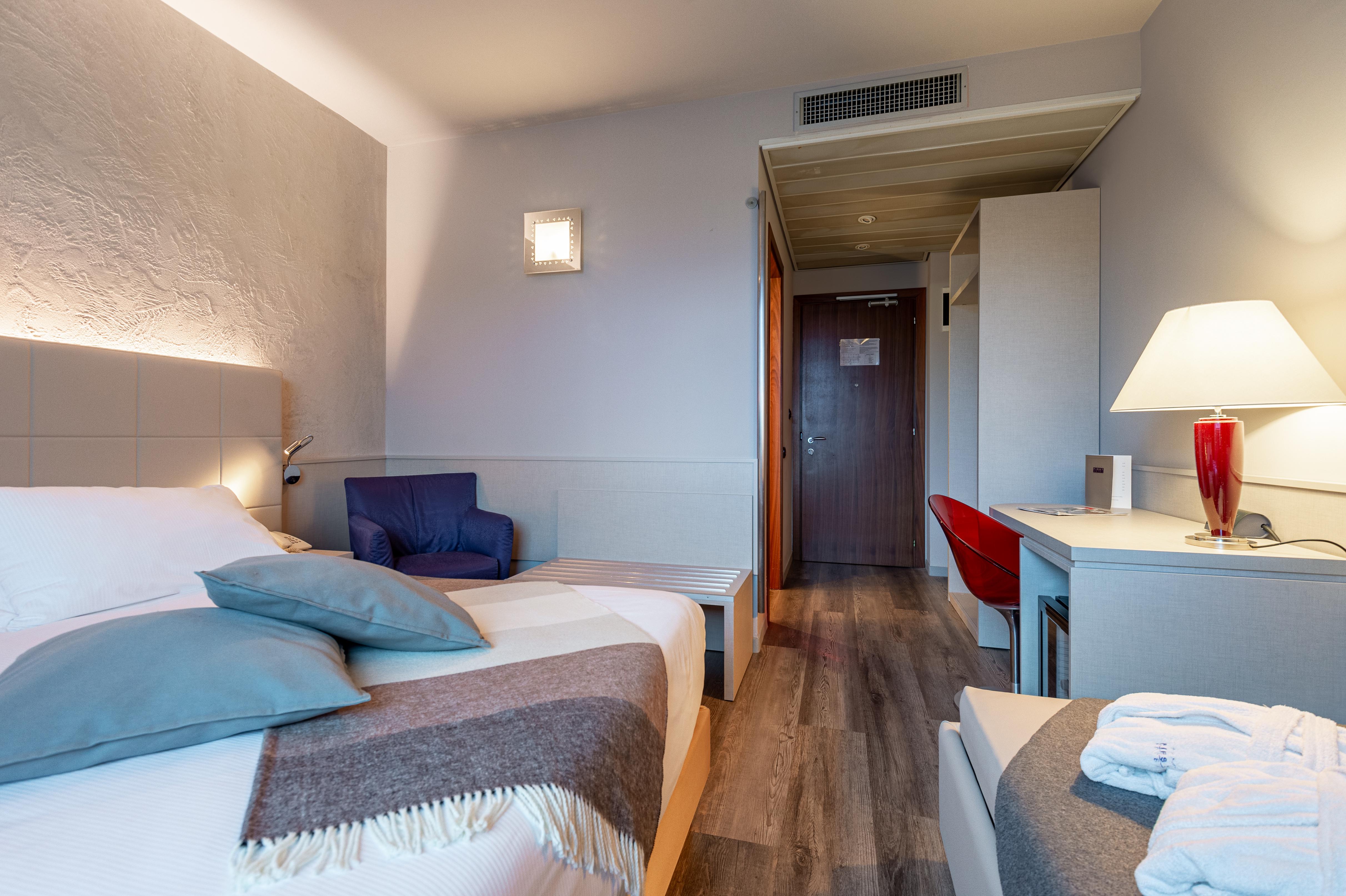 First Hotel Malpensa Case Nuove  Esterno foto