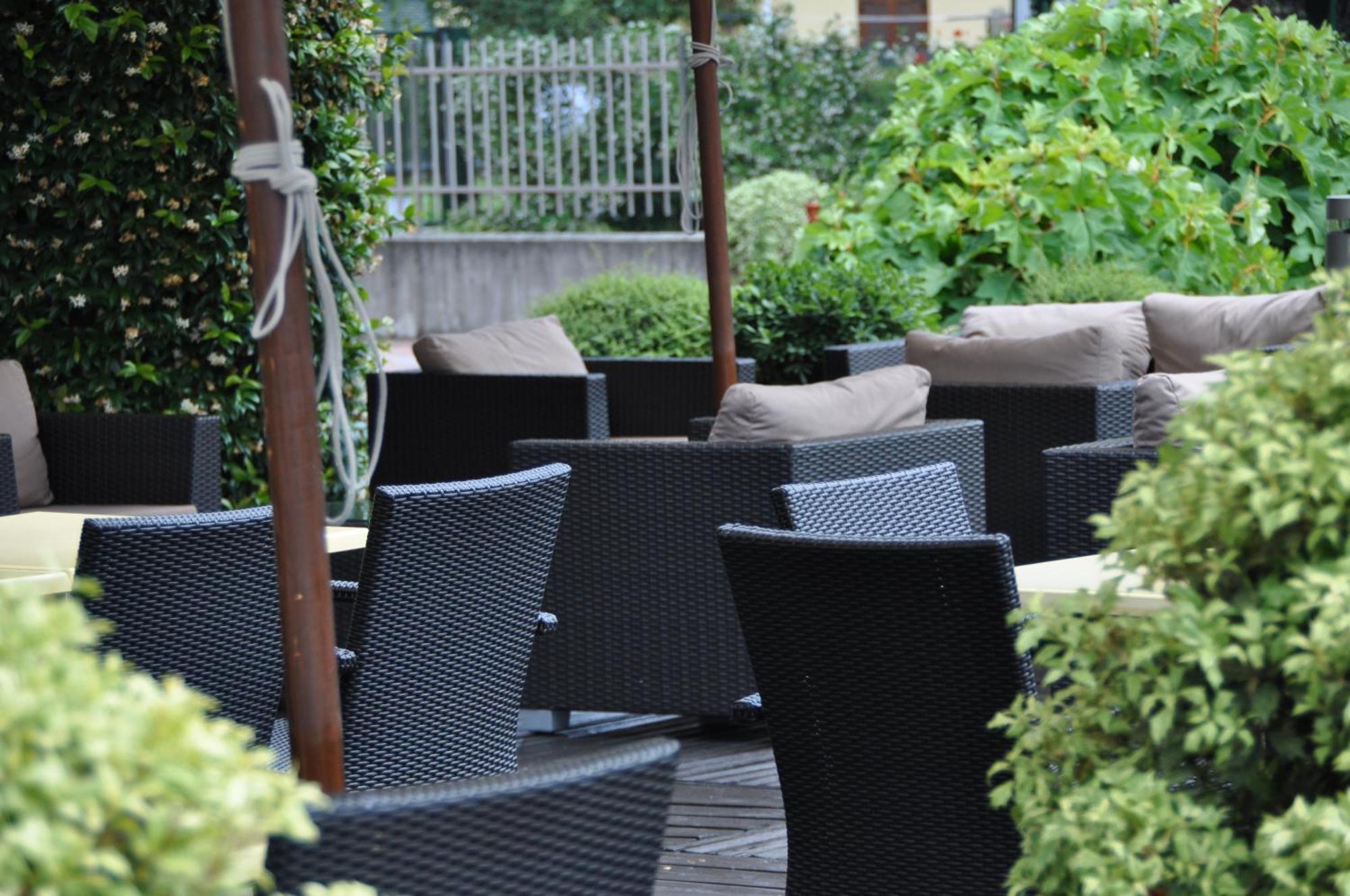 First Hotel Malpensa Case Nuove  Esterno foto