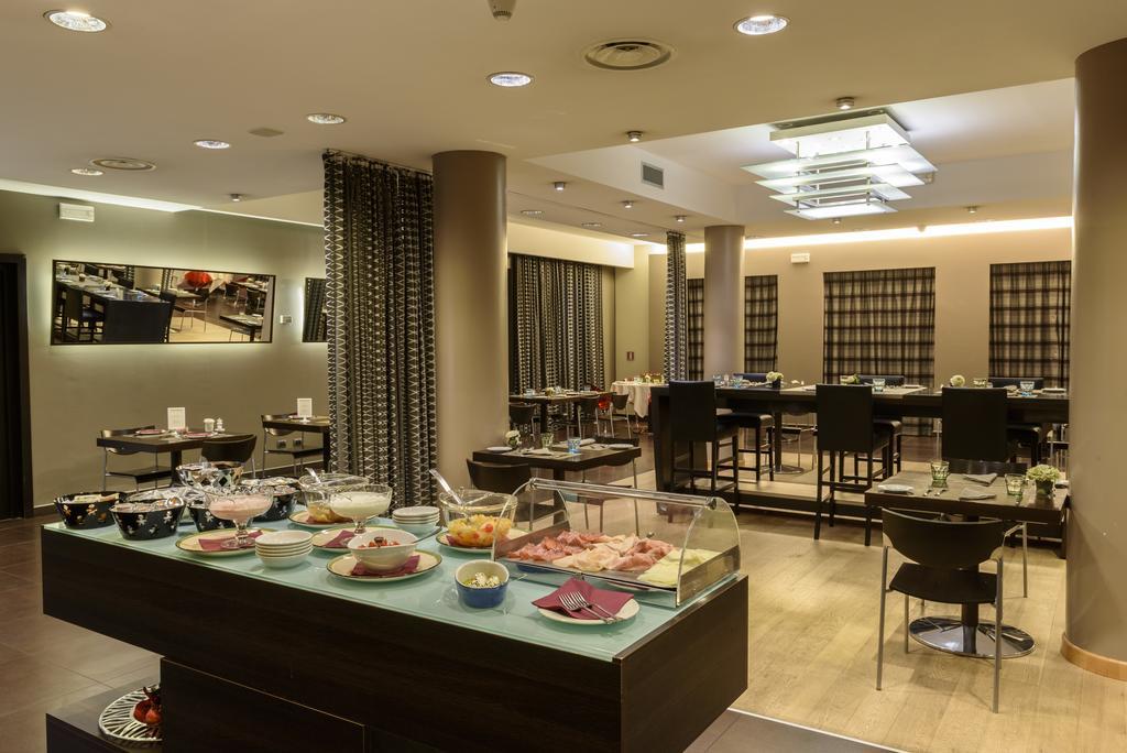 First Hotel Malpensa Case Nuove  Esterno foto