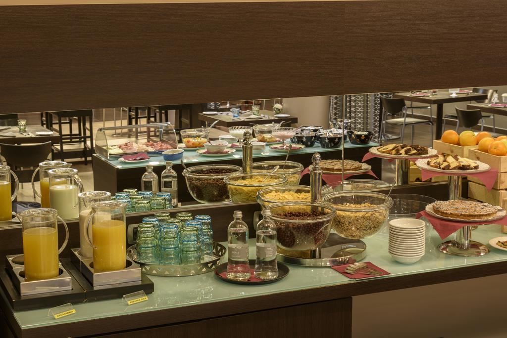First Hotel Malpensa Case Nuove  Esterno foto