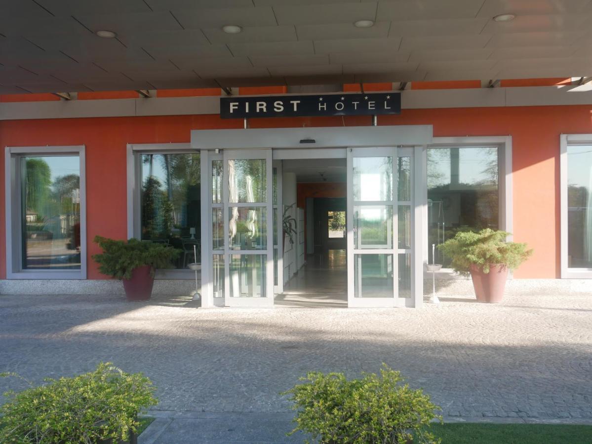 First Hotel Malpensa Case Nuove  Esterno foto